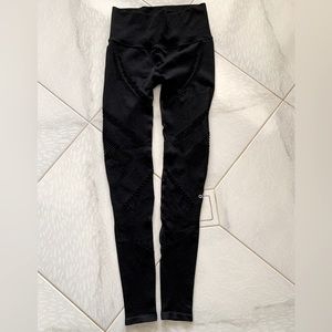 Alo laser cut leggings size small